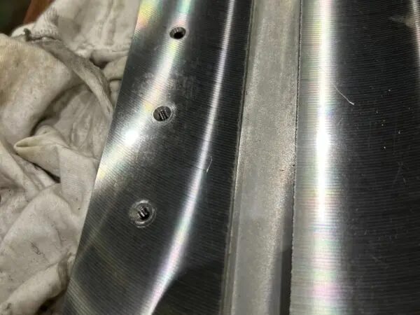 【最長6m対応】長尺プレート加工で反りや歪みを最小限に抑える当社の加工技術 | 株式会社鍛冶儀商店 【最長6m対応】長尺プレート加工で反りや歪みを最小限に抑える当社の加工技術 | 株式会社鍛冶儀商店