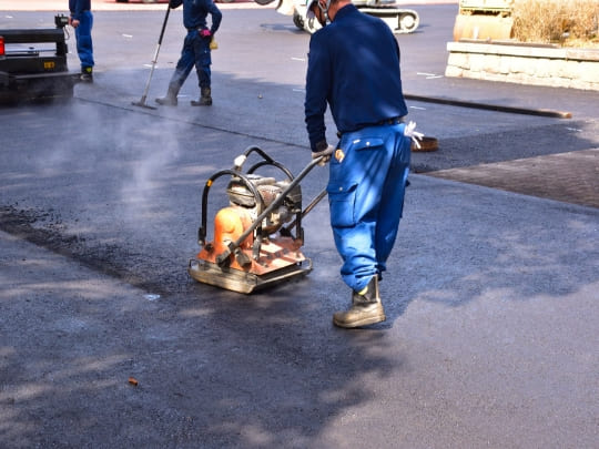 アスファルト舗装工事